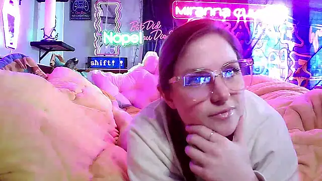 Snapshot of mirannacult chatting on February 10, 4:47 pm mirannacult online show from February 10, 4:47 pm