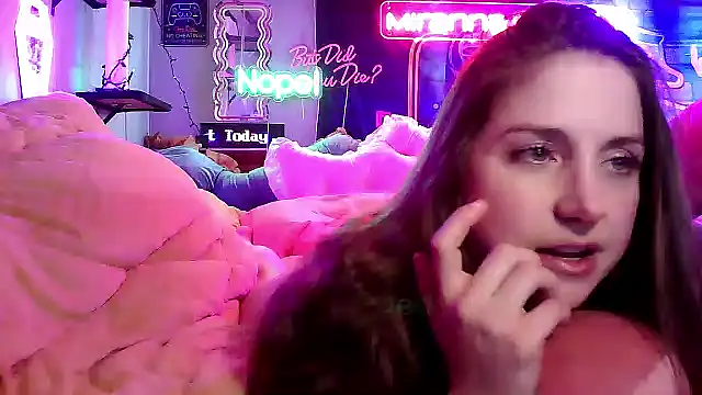 Snapshot of mirannacult chatting on February 24, 8:36 pm mirannacult online show from February 24, 8:36 pm