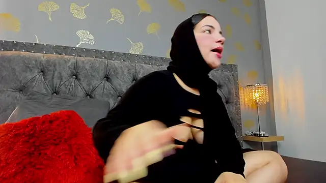 Layla kaderr online show from March 26, 11:32 pm