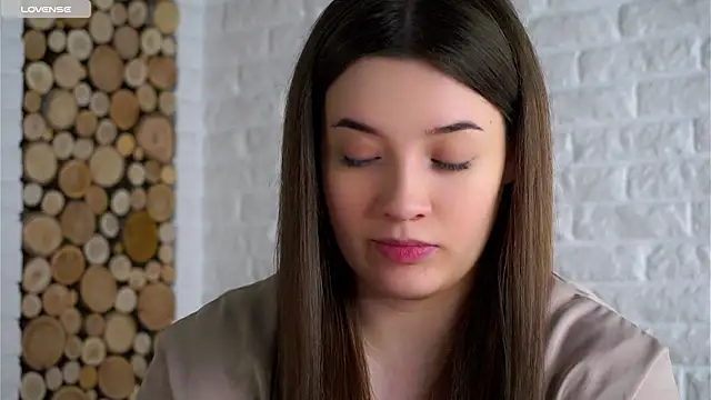 LowOncoming online show from February 21, 2:01 am