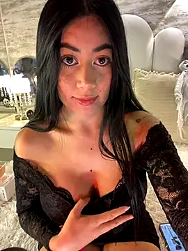  MadiLee  online show from October 19, 2:56 am