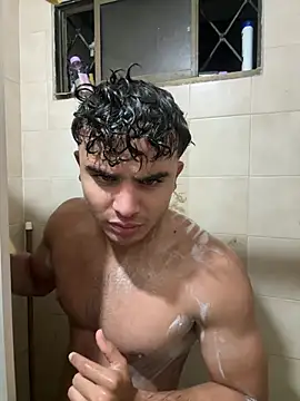 Snapshot of Mentriplex chatting on April 11, 3:55 am Mentriplex online show from April 11, 3:55 am