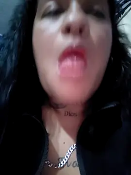 Michelle Brito1 online show from May 13, 9:44 pm