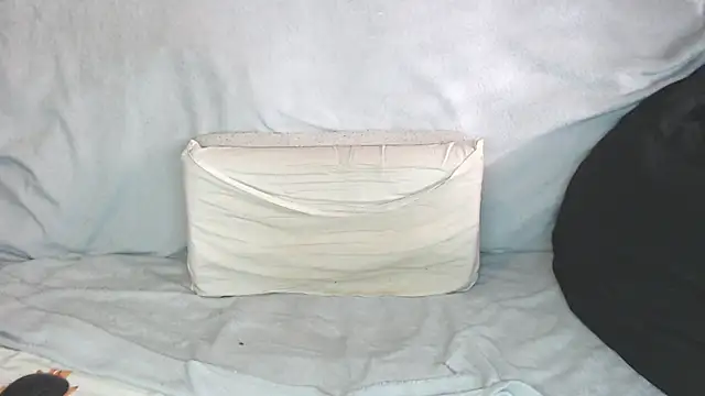 qustci-couple online show from October 9, 7:50 am