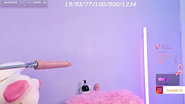 Scarlet Red  online show from February 8, 3:10 pm