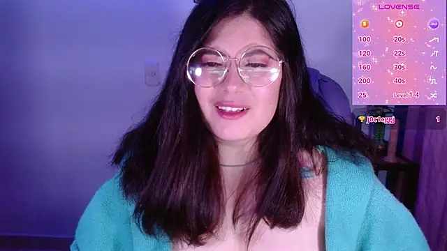 Snapshot of Azamy-12 chatting on March 2, 7:15 am Azamy-12 online show from March 2, 7:15 am