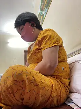 Hachi Sweetbabie  online show from October 10, 12:20 am