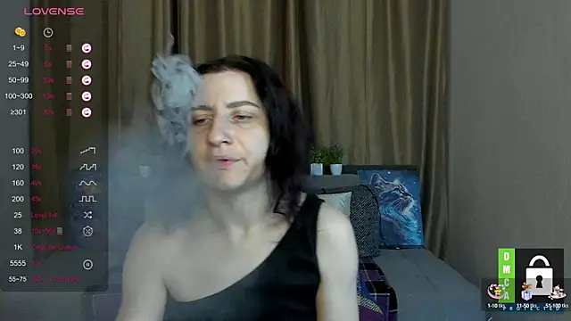 Snapshot of Muse_kitty_jenia chatting on October 2, 5:25 am Muse kitty jenia online show from October 2, 5:25 am