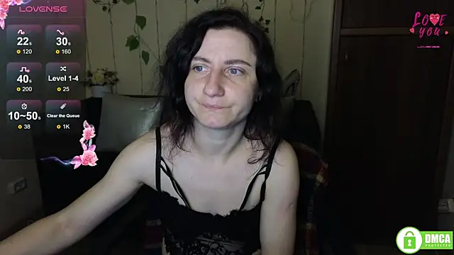 Snapshot of Muse_kitty_jenia chatting on October 14, 5:30 am Muse kitty jenia online show from October 14, 5:30 am