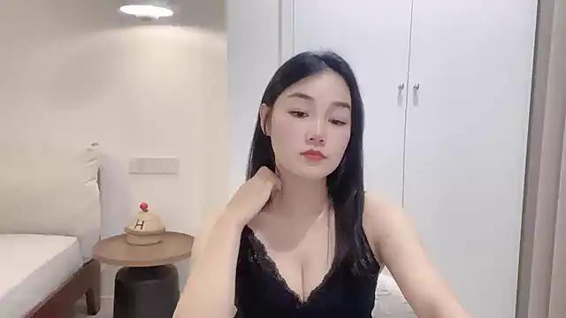 cloud8822 online show from June 11, 2:04 pm