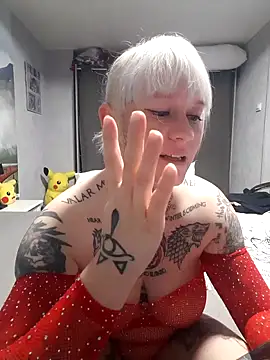 poussichienne online show from September 22, 8:27 am