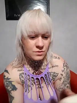 poussichienne online show from November 5, 4:07 pm