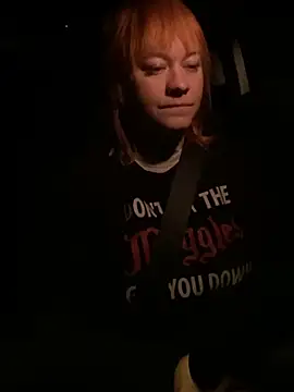 poussichienne online show from March 20, 4:17 am