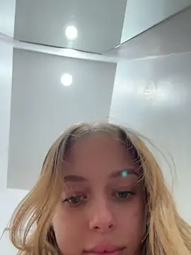 enjoy my beauty online show from December 12, 7:30 am