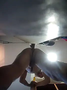 Hunnyhunty420 online show from March 1, 3:25 pm