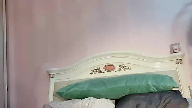 XinBaoa 156 online show from May 18, 2:51 am