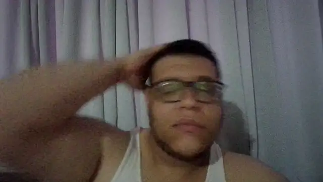 Snapshot of chubbyboy2431 chatting on February 27, 6:09 pm chubbyboy2431 online show from February 27, 6:09 pm