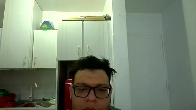 Snapshot of chubbyboy2431 chatting on September 13, 6:13 am chubbyboy2431 online show from September 13, 6:13 am