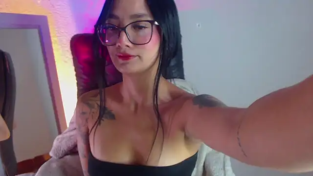 mariiana-diaz online show from May 20, 7:31 pm