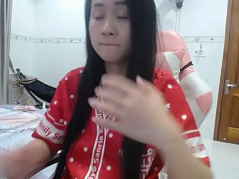 Snapshot of NikkiNi chatting on February 21, 7:12 am NikkiNi online show from February 21, 7:12 am