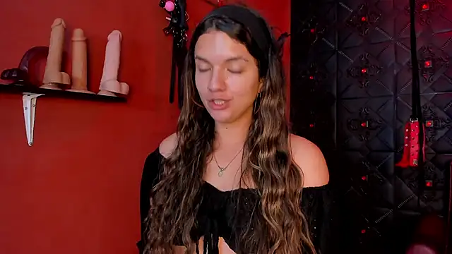 Snapshot of annavi_ chatting on February 23, 7:11 pm annavi online show from February 23, 7:11 pm