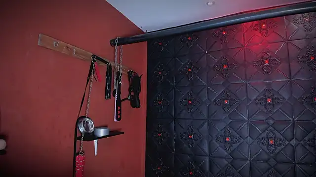 Snapshot of annavi_ chatting on March 17, 7:06 pm annavi online show from March 17, 7:06 pm