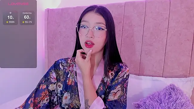 kaoriii  online show from January 31, 3:44 pm