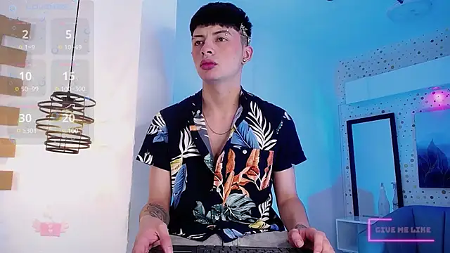 Snapshot of Steev_Novoa chatting on February 26, 6:58 am Steev Novoa online show from February 26, 6:58 am