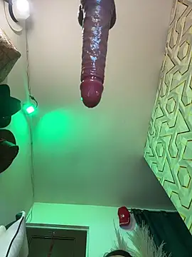 lenny boobs online show from May 9, 9:31 pm
