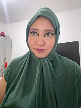 Snapshot of hannahayat chatting on November 21, 1:48 am hannahayat online show from November 21, 1:48 am