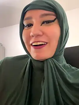 Snapshot of hannahayat chatting on November 26, 2:40 pm hannahayat online show from November 26, 2:40 pm