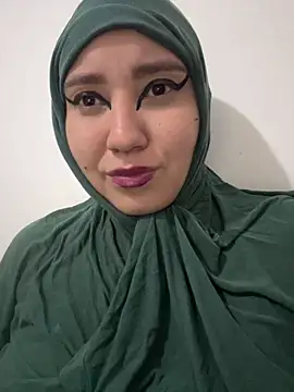 Snapshot of hannahayat chatting on December 14, 2:22 pm hannahayat online show from December 14, 2:22 pm