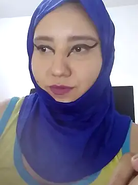 Snapshot of hannahayat chatting on May 27, 10:29 pm hannahayat online show from May 27, 10:29 pm