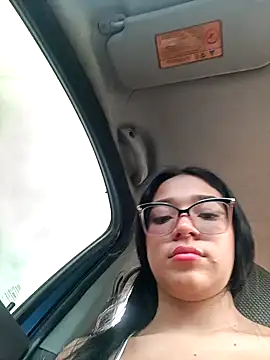 -VICKKY online show from December 30, 2:08 pm