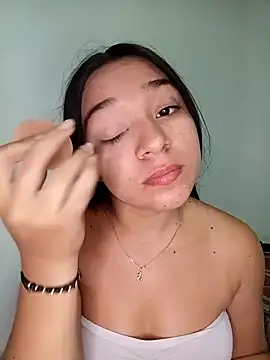 -VICKKY online show from November 19, 2:22 am