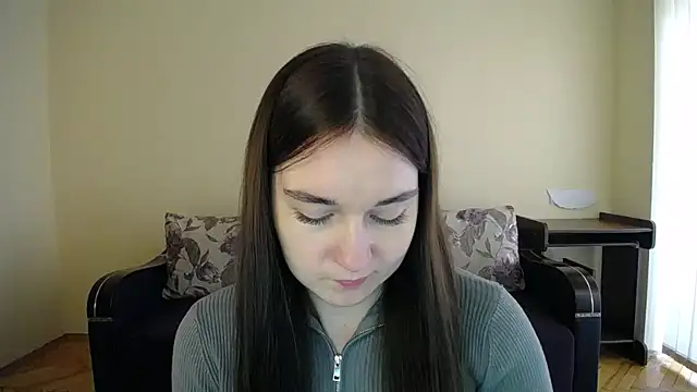 Snapshot of Pretty_shy chatting on December 14, 11:50 am Pretty shy online show from December 14, 11:50 am