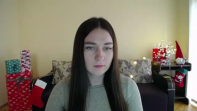 Snapshot of Pretty_shy chatting on December 16, 9:46 am Pretty shy online show from December 16, 9:46 am