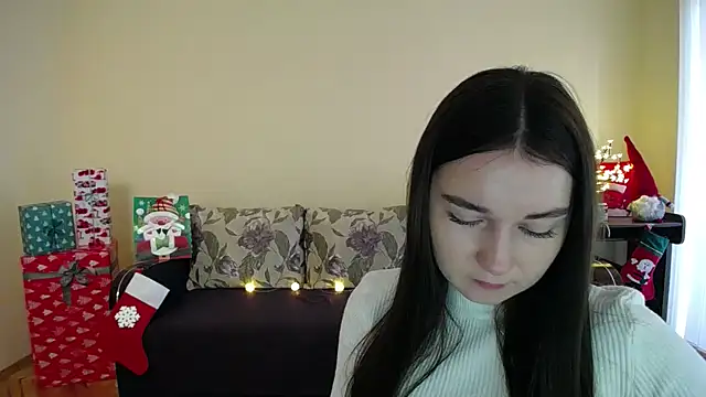 Snapshot of Pretty_shy chatting on December 19, 9:18 am Pretty shy online show from December 19, 9:18 am