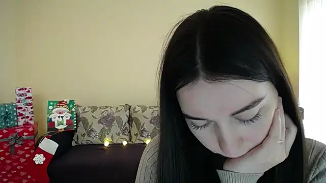 Snapshot of Pretty_shy chatting on January 6, 12:02 pm Pretty shy online show from January 6, 12:02 pm