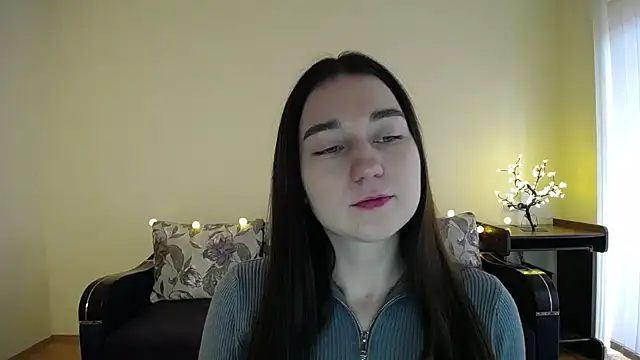 Snapshot of Pretty_shy chatting on January 18, 9:02 am Pretty shy online show from January 18, 9:02 am