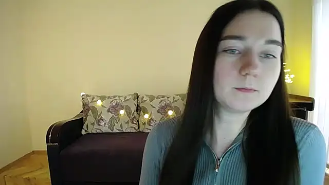 Snapshot of Pretty_shy chatting on January 27, 12:26 pm Pretty shy online show from January 27, 12:26 pm