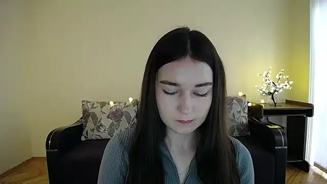 Snapshot of Pretty_shy chatting on January 31, 9:27 am Pretty shy online show from January 31, 9:27 am