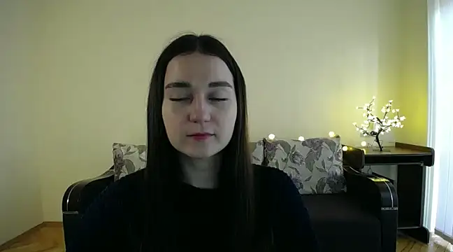 Snapshot of Pretty_shy chatting on February 1, 9:00 am Pretty shy online show from February 1, 9:00 am