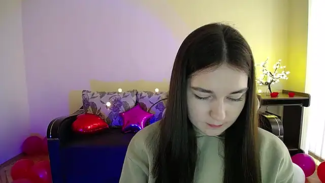Snapshot of Pretty_shy chatting on February 20, 12:25 pm Pretty shy online show from February 20, 12:25 pm