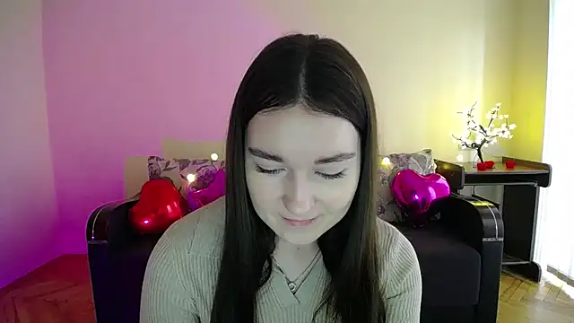 Snapshot of Pretty_shy chatting on February 25, 9:20 am Pretty shy online show from February 25, 9:20 am