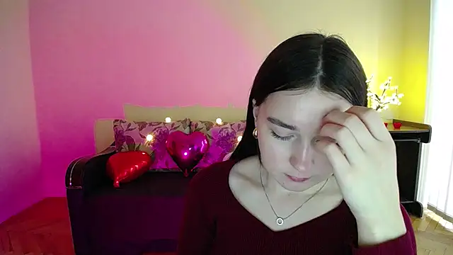 Snapshot of Pretty_shy chatting on March 1, 12:01 pm Pretty shy online show from March 1, 12:01 pm