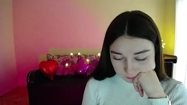 Snapshot of Pretty_shy chatting on March 17, 12:04 pm Pretty shy online show from March 17, 12:04 pm