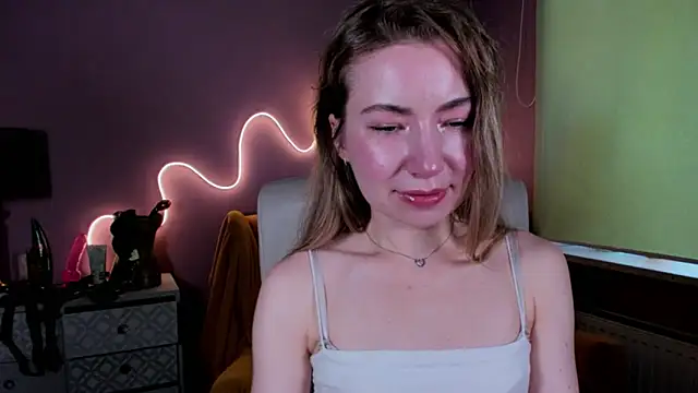 Snapshot of Mia_Tasty chatting on September 21, 1:24 pm Mia Tasty online show from September 21, 1:24 pm