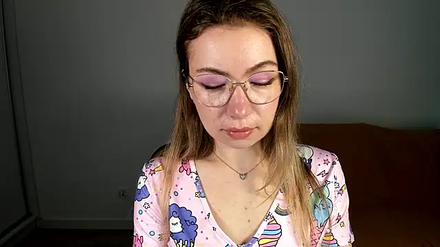 Mia Tasty online show from May 13, 6:33 am