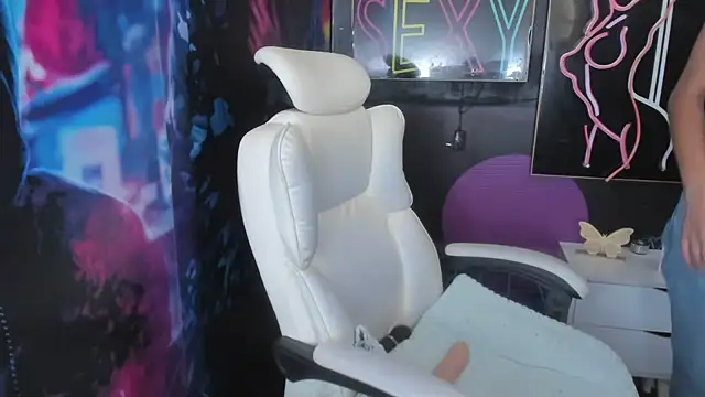 ImCrazzy online show from January 29, 9:28 pm